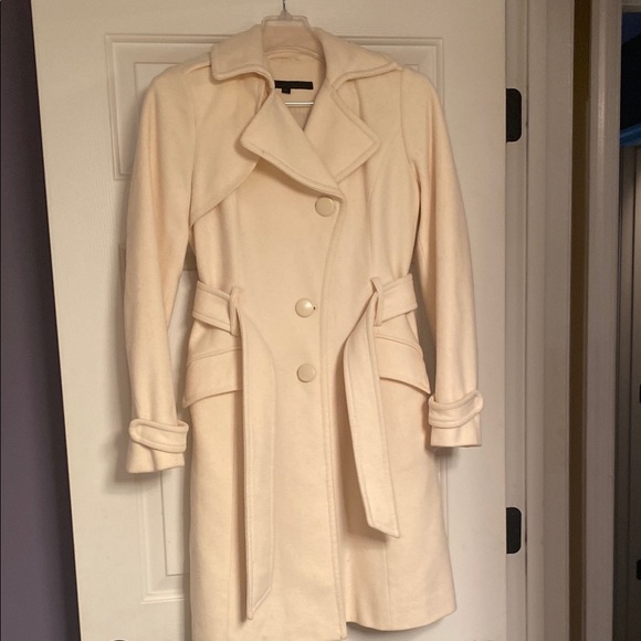 Kenneth Cole Jackets & Blazers - Kenneth Cole Cream Trench Coat with Belt and Wide Lapels